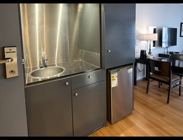 1 BEDROOM APARTMENT FOR SALE IN CENTURY CITY